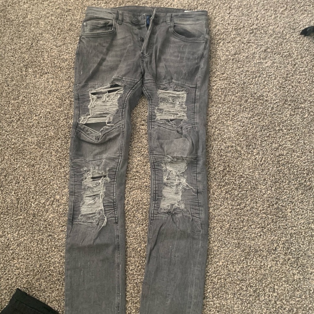 H&M Distressed Skinny Jeans